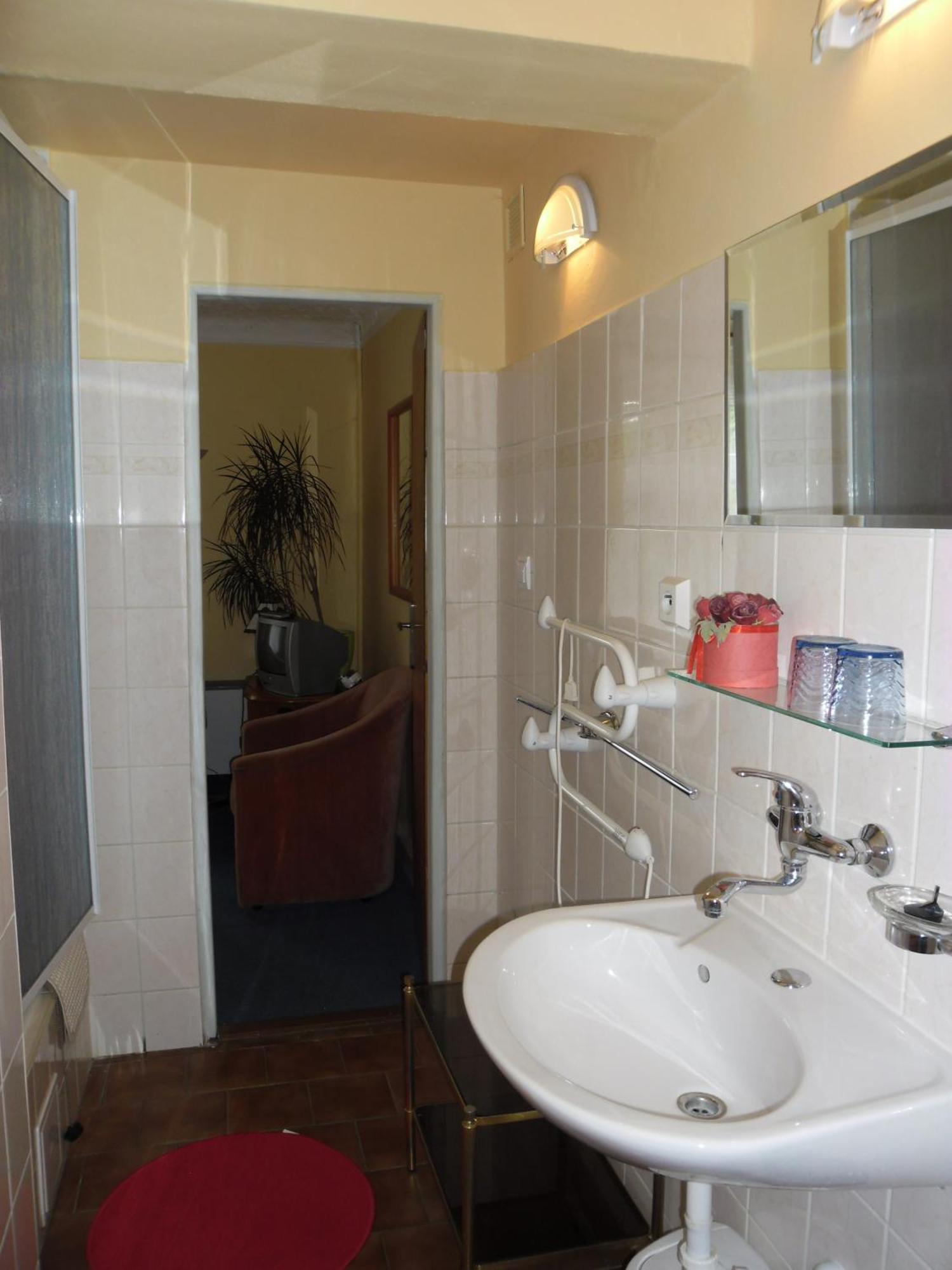 Villa Meteor Marianske Lazne Bagian luar foto