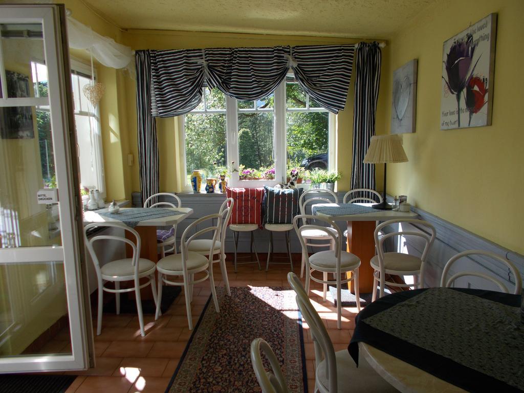 Villa Meteor Marianske Lazne Bagian luar foto