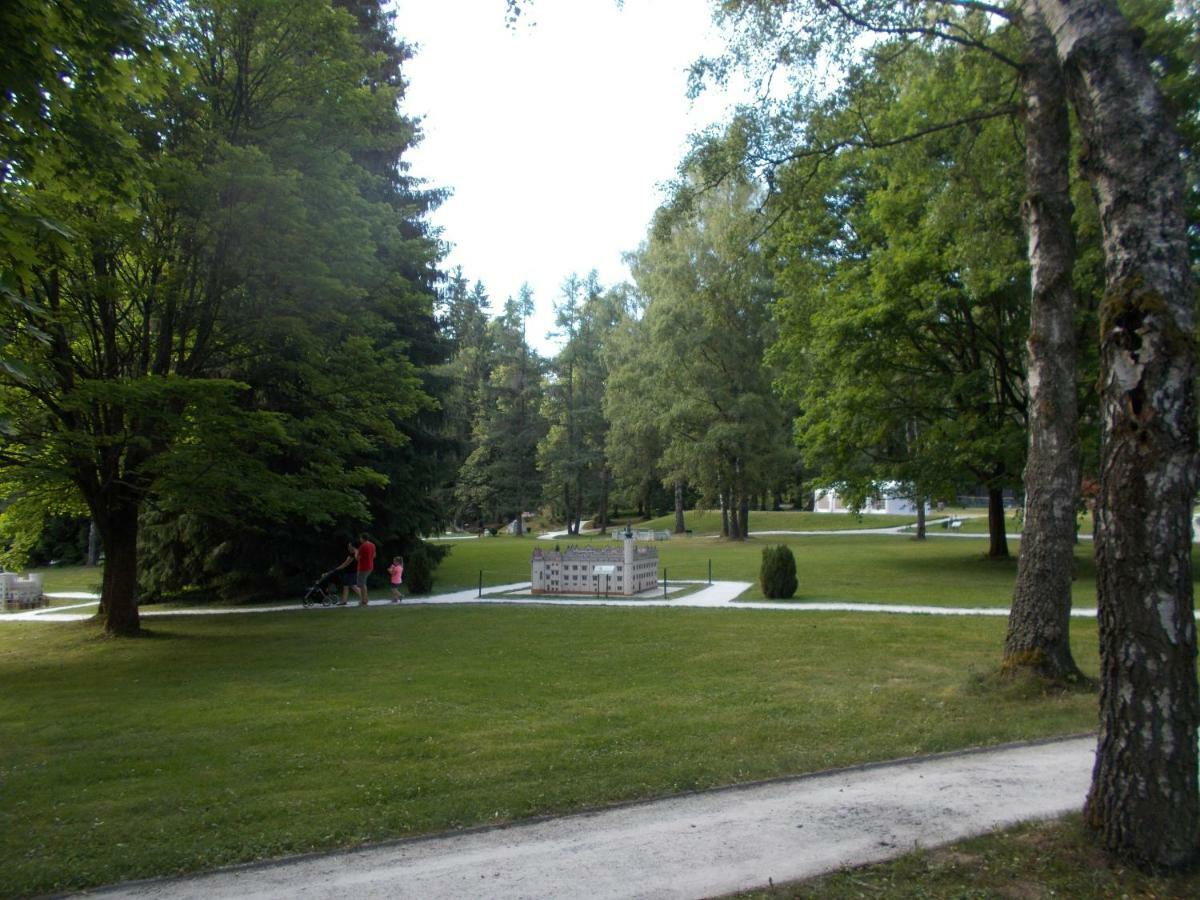 Villa Meteor Marianske Lazne Bagian luar foto